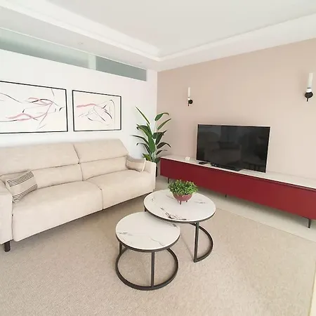 Vera 2 Апартаменты Рохалес